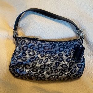 Coach shoulder purse.